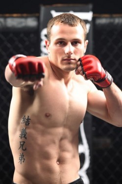 Nebraska Gay Porn - Mixed Martial Arts fighter Dakota Cochrane talks about gay porn star past