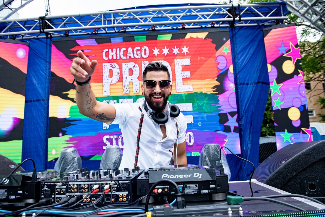 chicago gay pride parade route